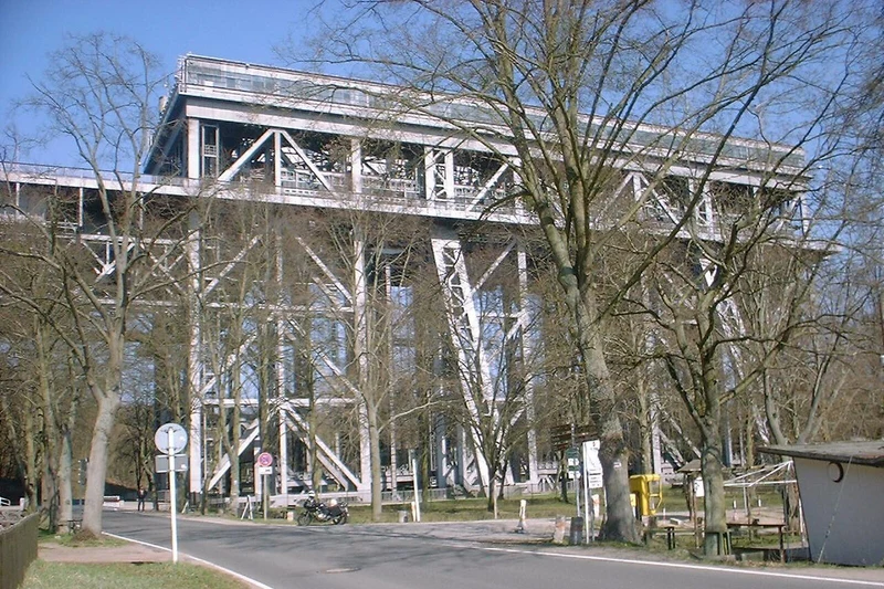 Schiffshebewerk Niederfinow, historische Stahlkonstruktion von 1934